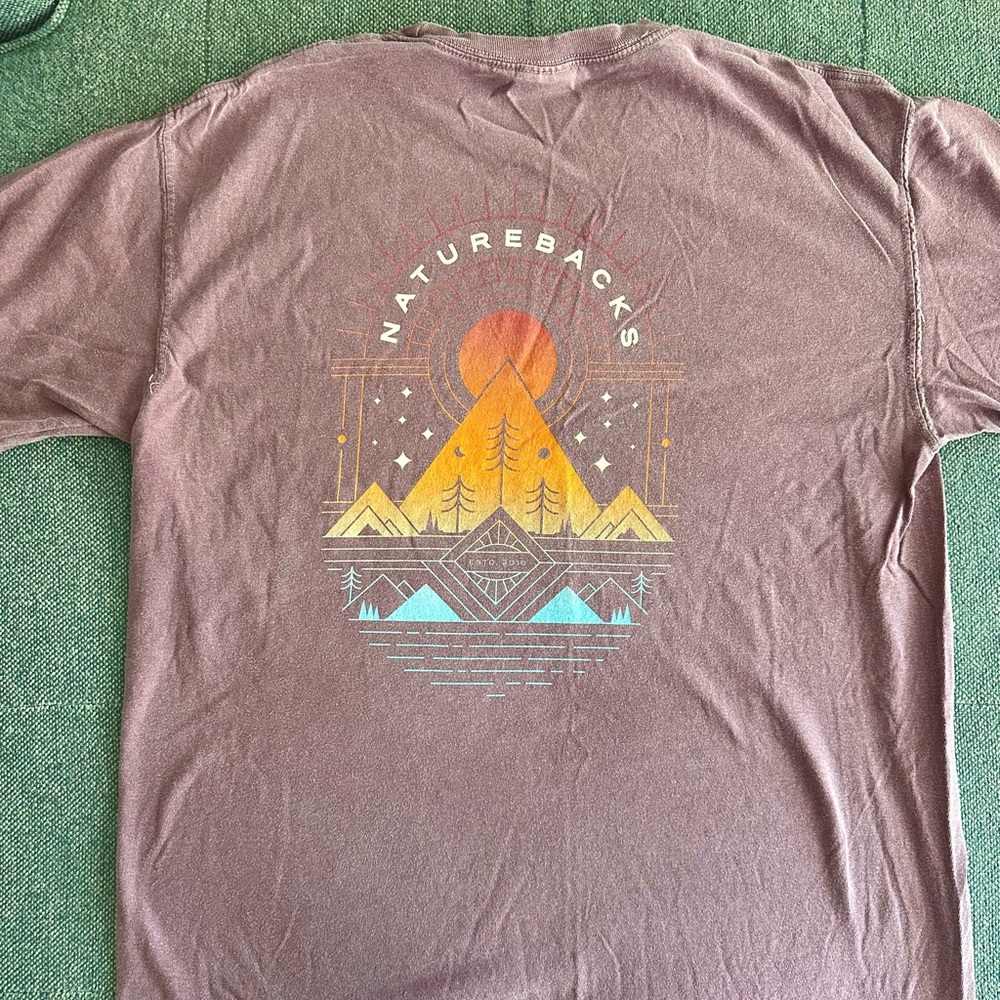 🚫SOLD🚫 Nature Backs Cosmos Short Sleeve Tee Size L